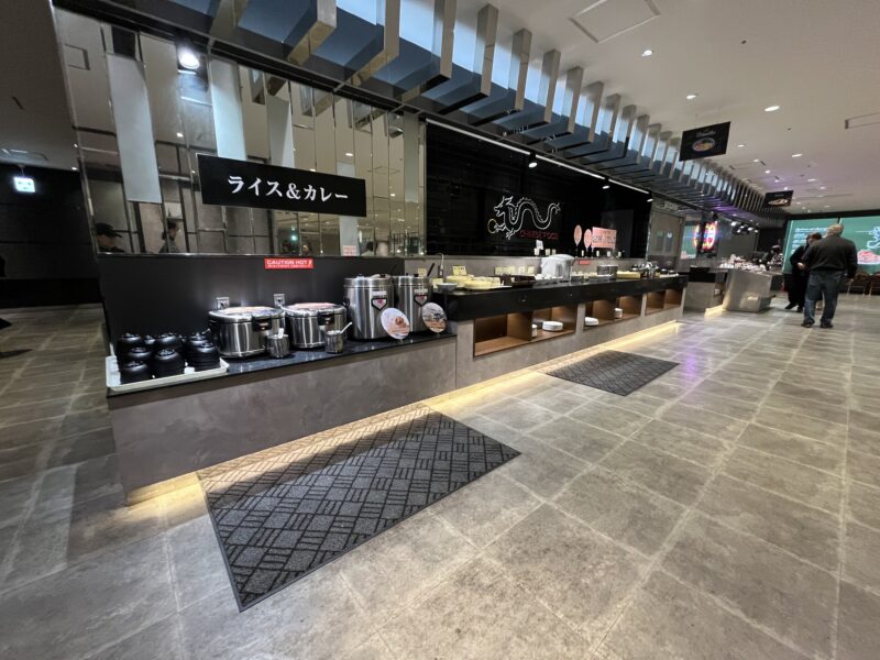 ワールドビュッフェ店内